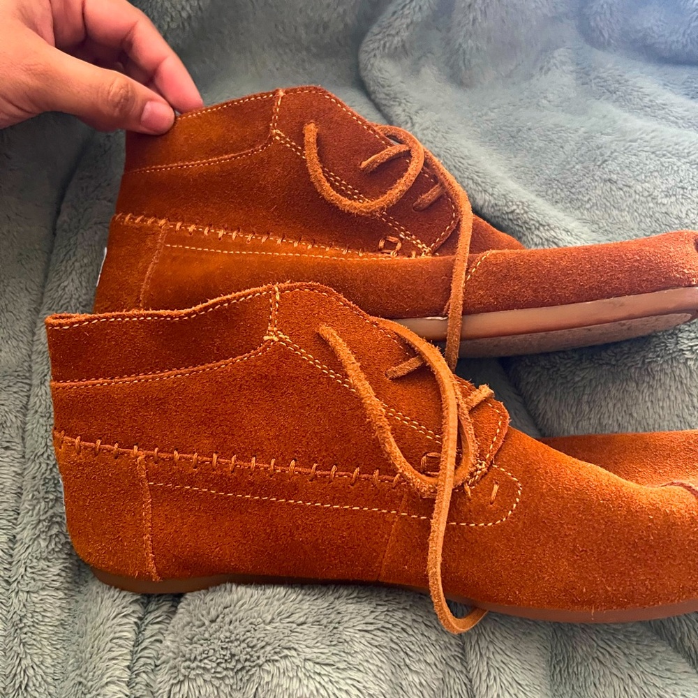 Tom’s Mocassins